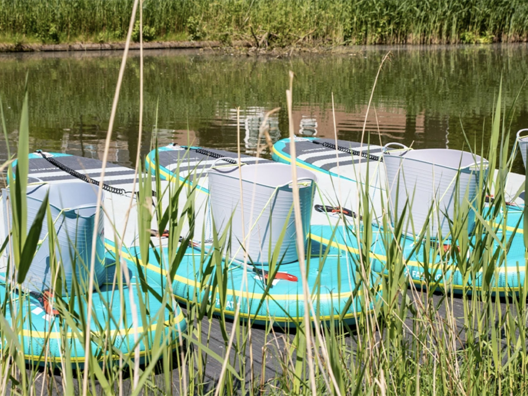 Cleanup on Tour strijkt neer in Enkhuizen: samen het water op voor een schonere stad