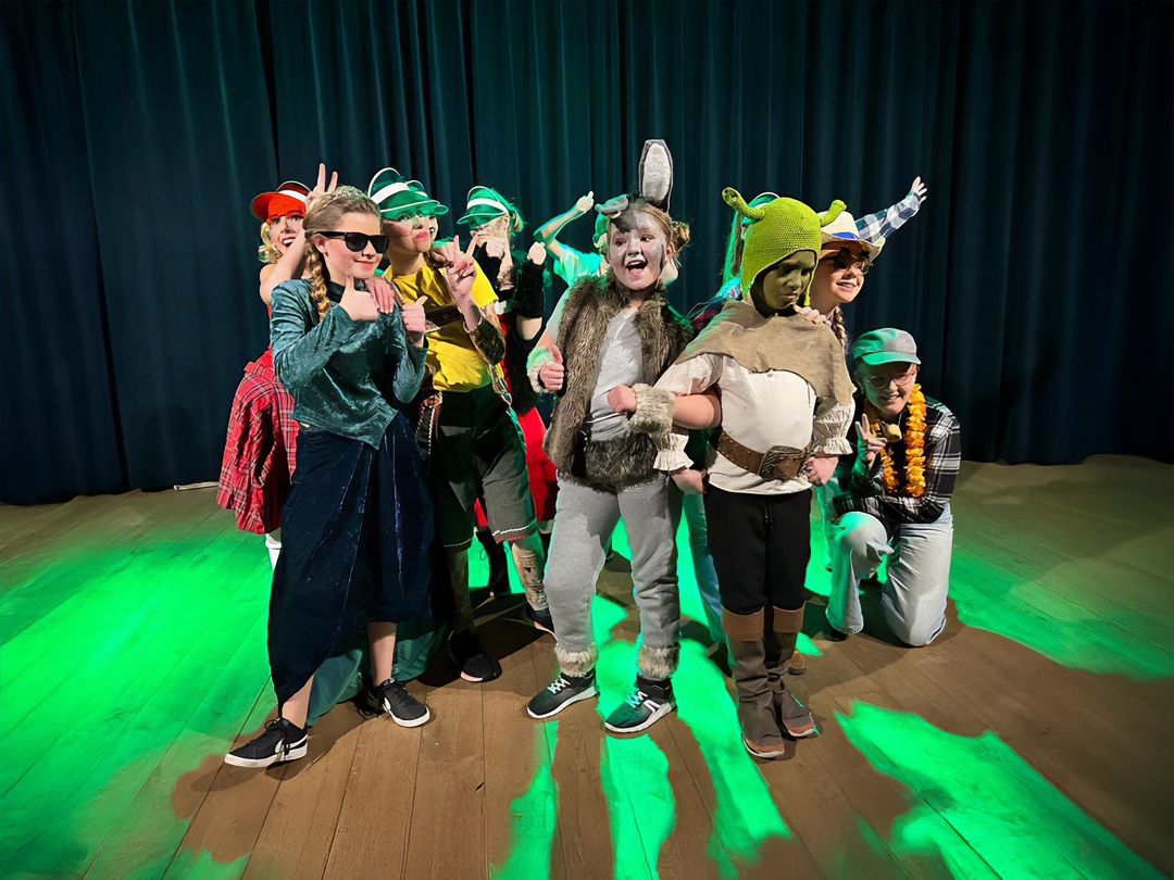 Theater Academie Enkhuizen met toneelstuk shrek
