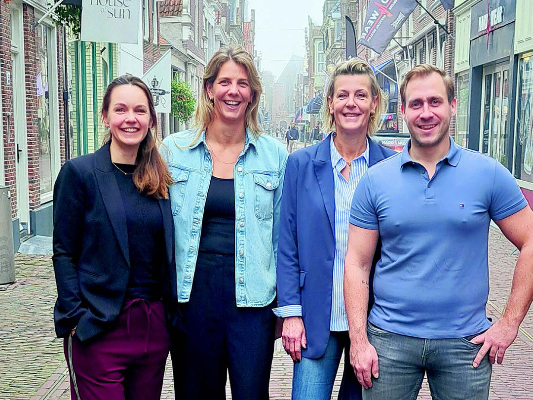 De bestuursleden van Winkeliersvereniging Enkhuizen zijn duidelijk over de doelstellingen van hun samenwerking!