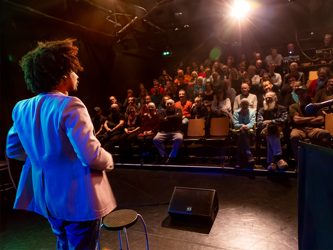 Theater Het Pakhuis opentinschrijving voor Open Podium op 24 januari 2026!