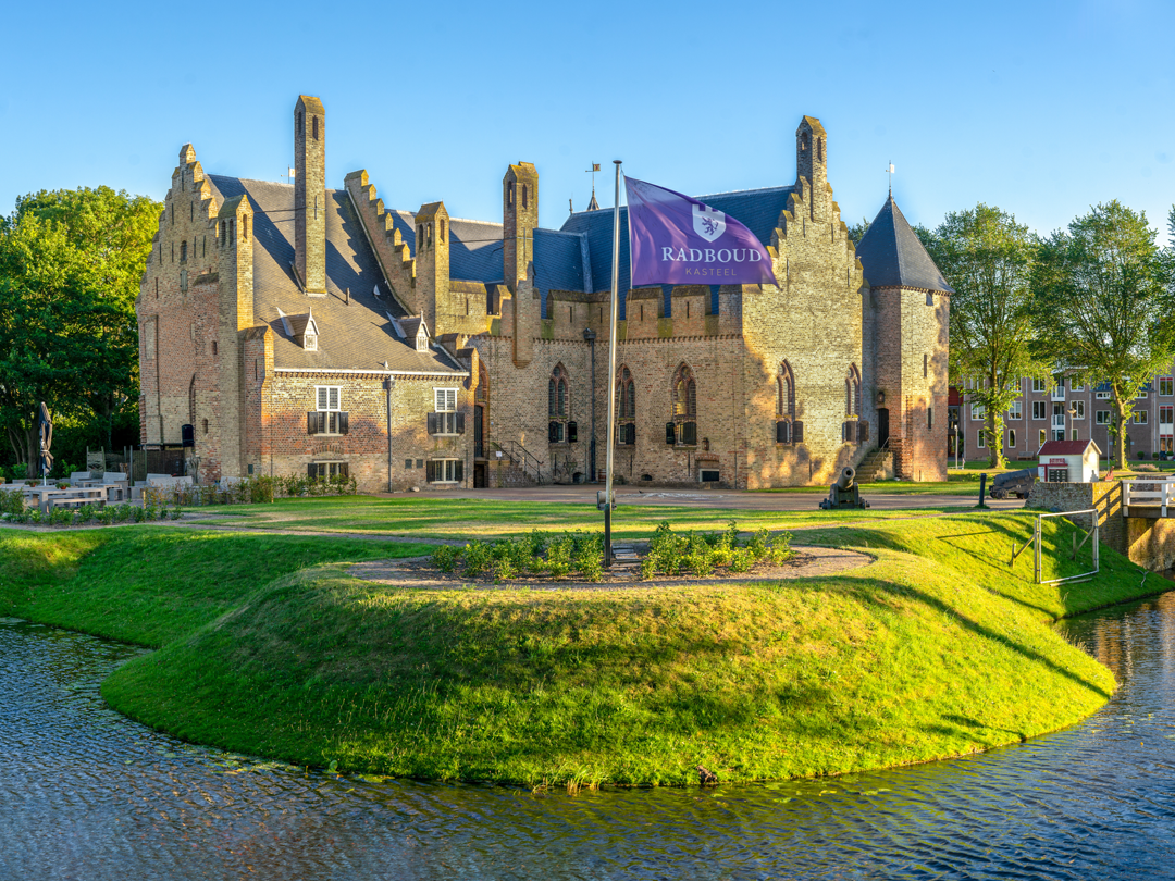 Nieuwe tentoonstelling ‘Radboud, tussen zwaard en ziel’ in Kasteel Radboud